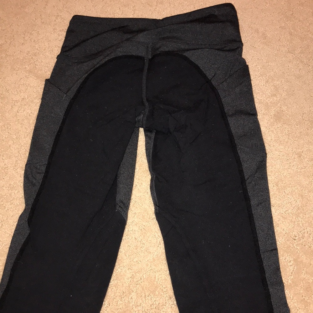 Lululemon Yoga Pants - Picture 6 of 6